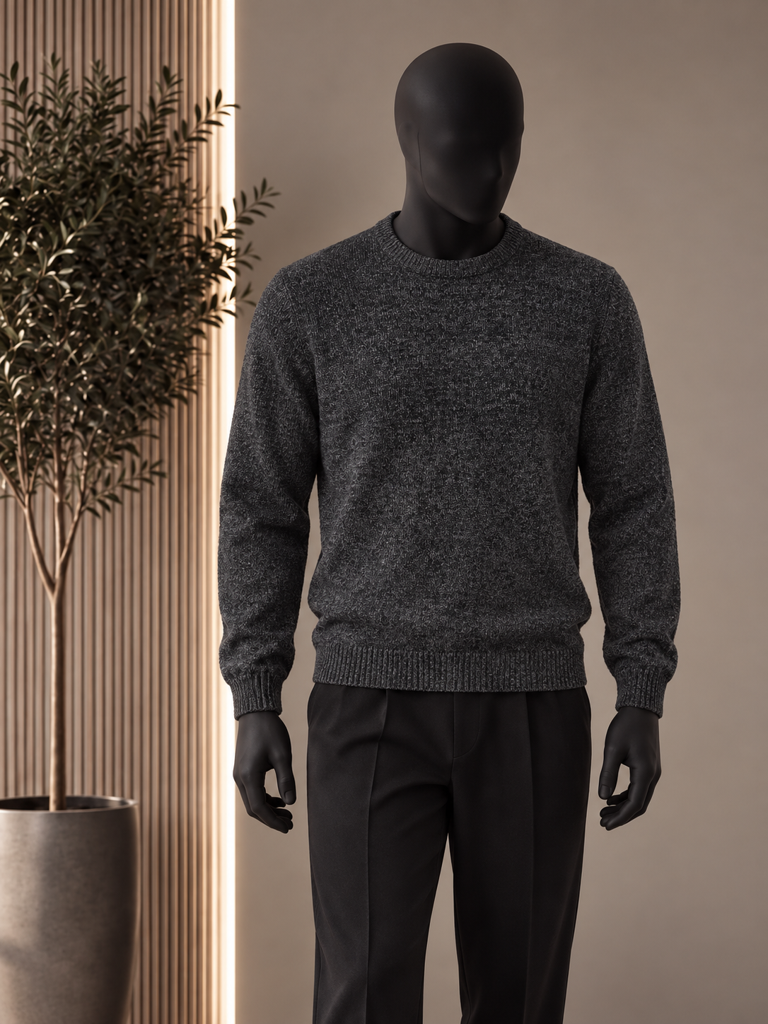 Maglione New Mentality nero su manichino - frontale - visualizzazione AI